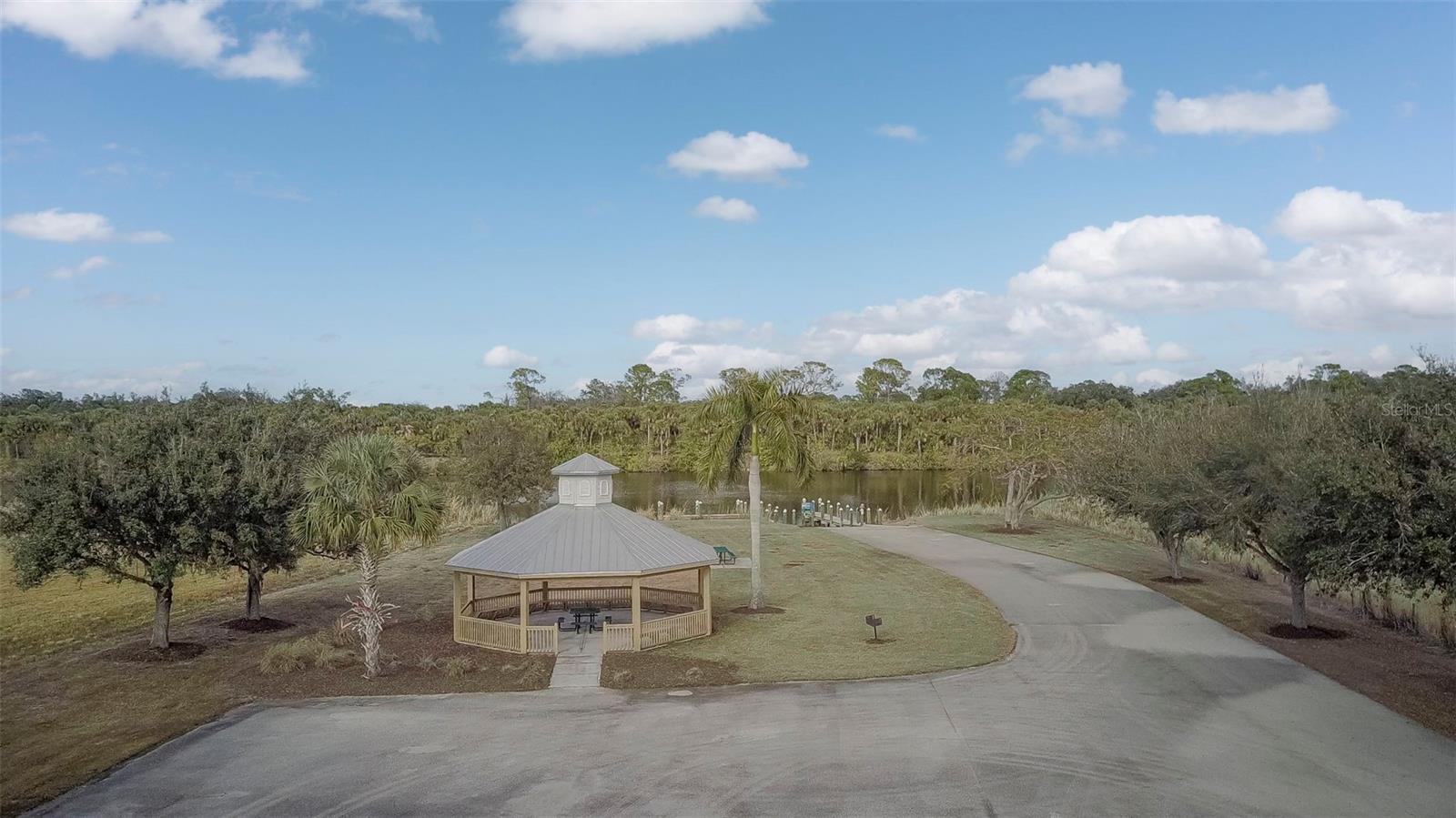 2131 Silk Bay Blvd Property Photo 55