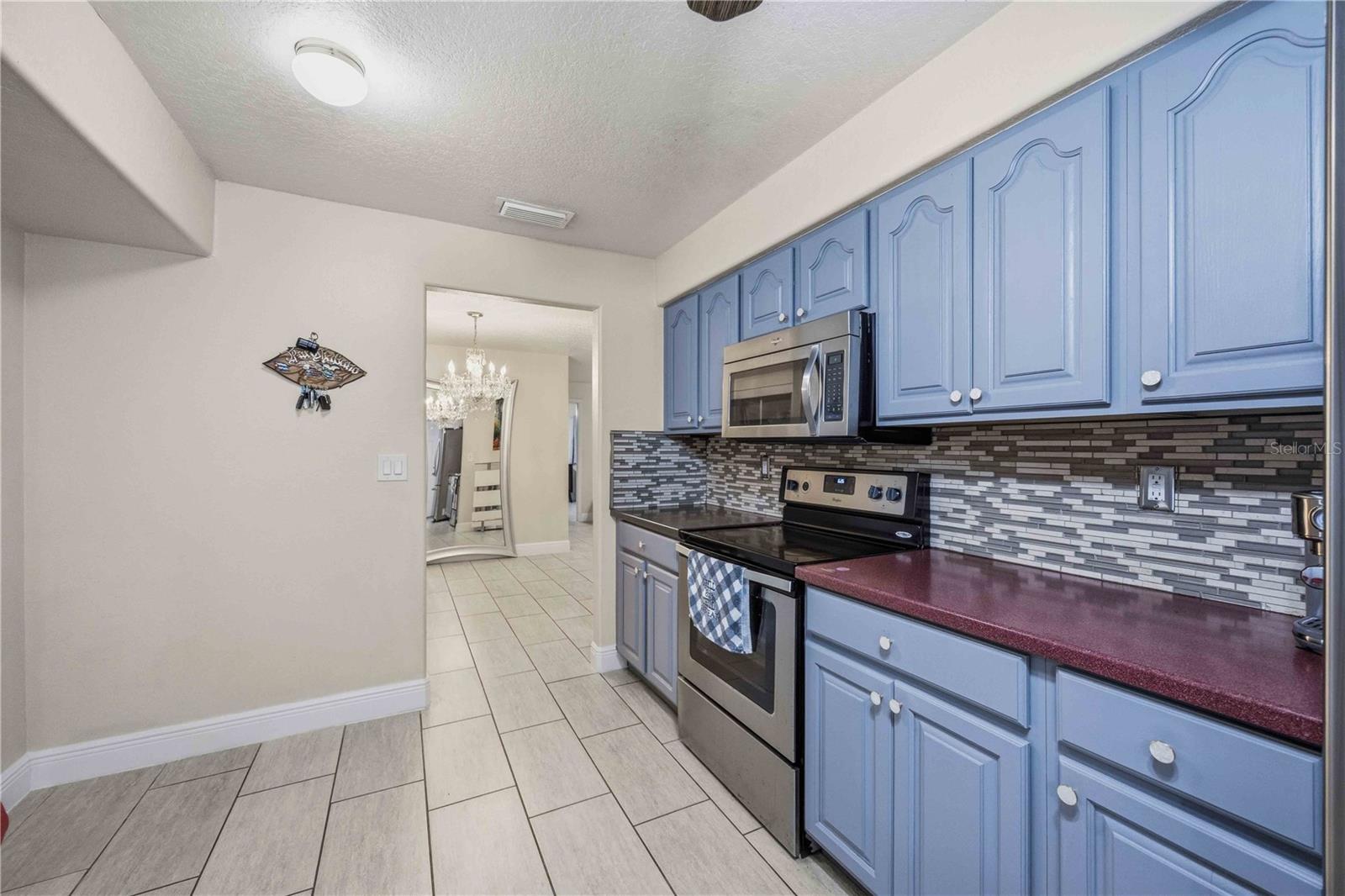 22442 Vale Ave Property Photo 14