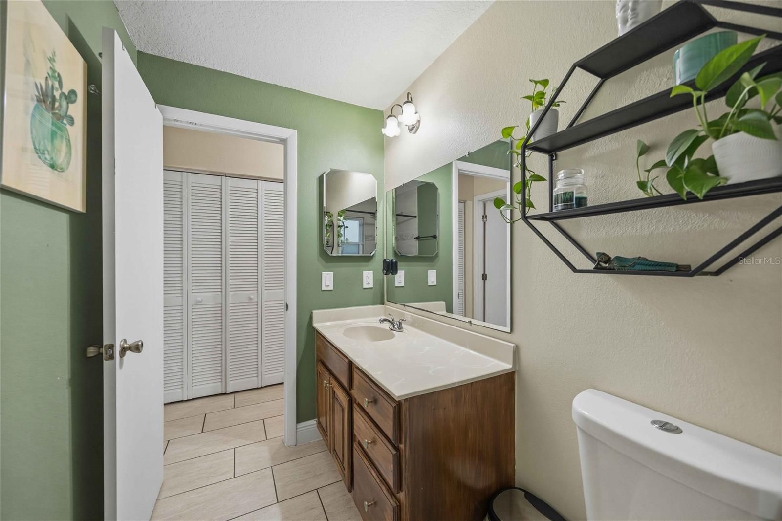 22442 Vale Ave Property Photo 20
