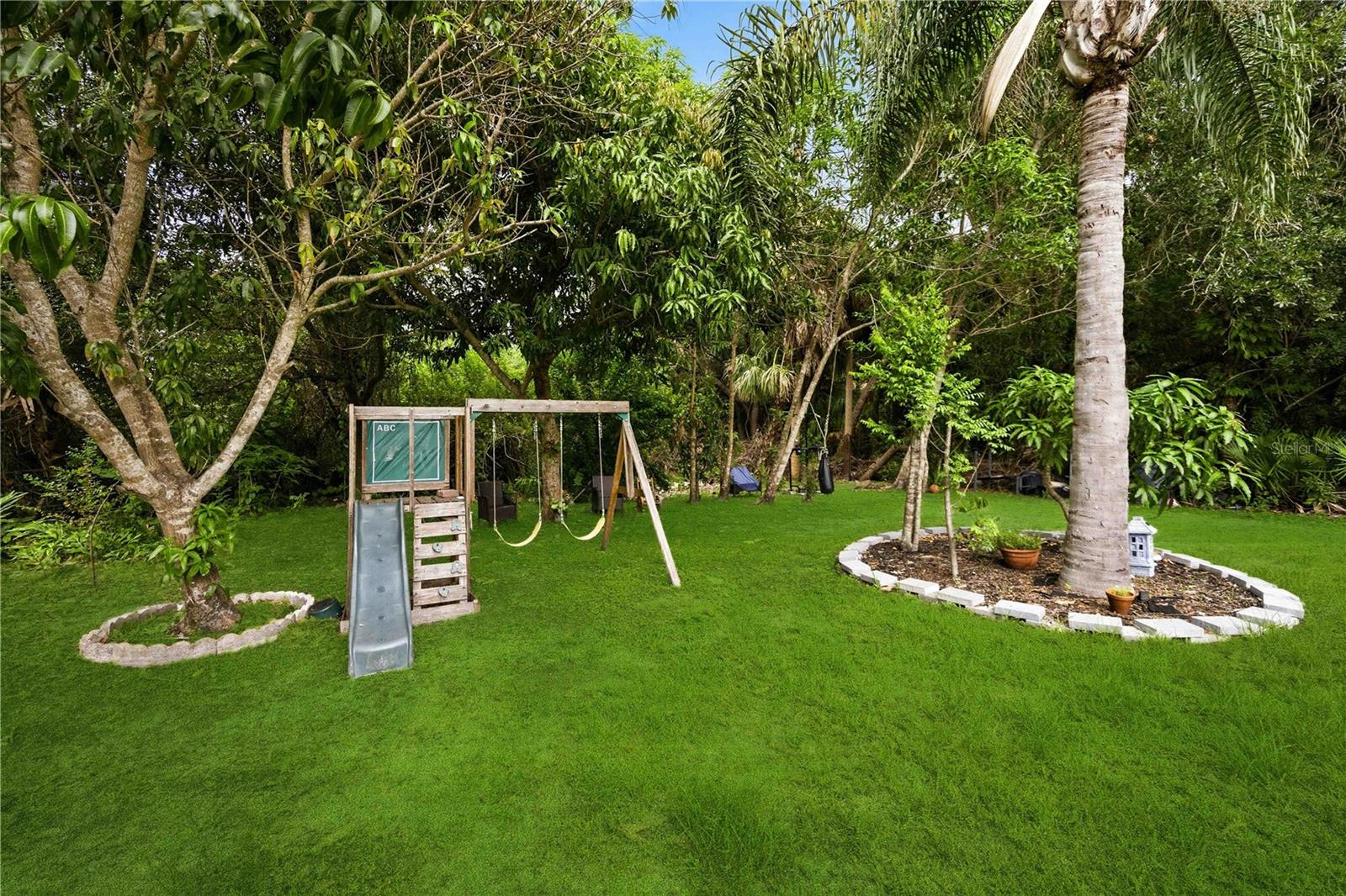 22442 Vale Ave Property Photo 38