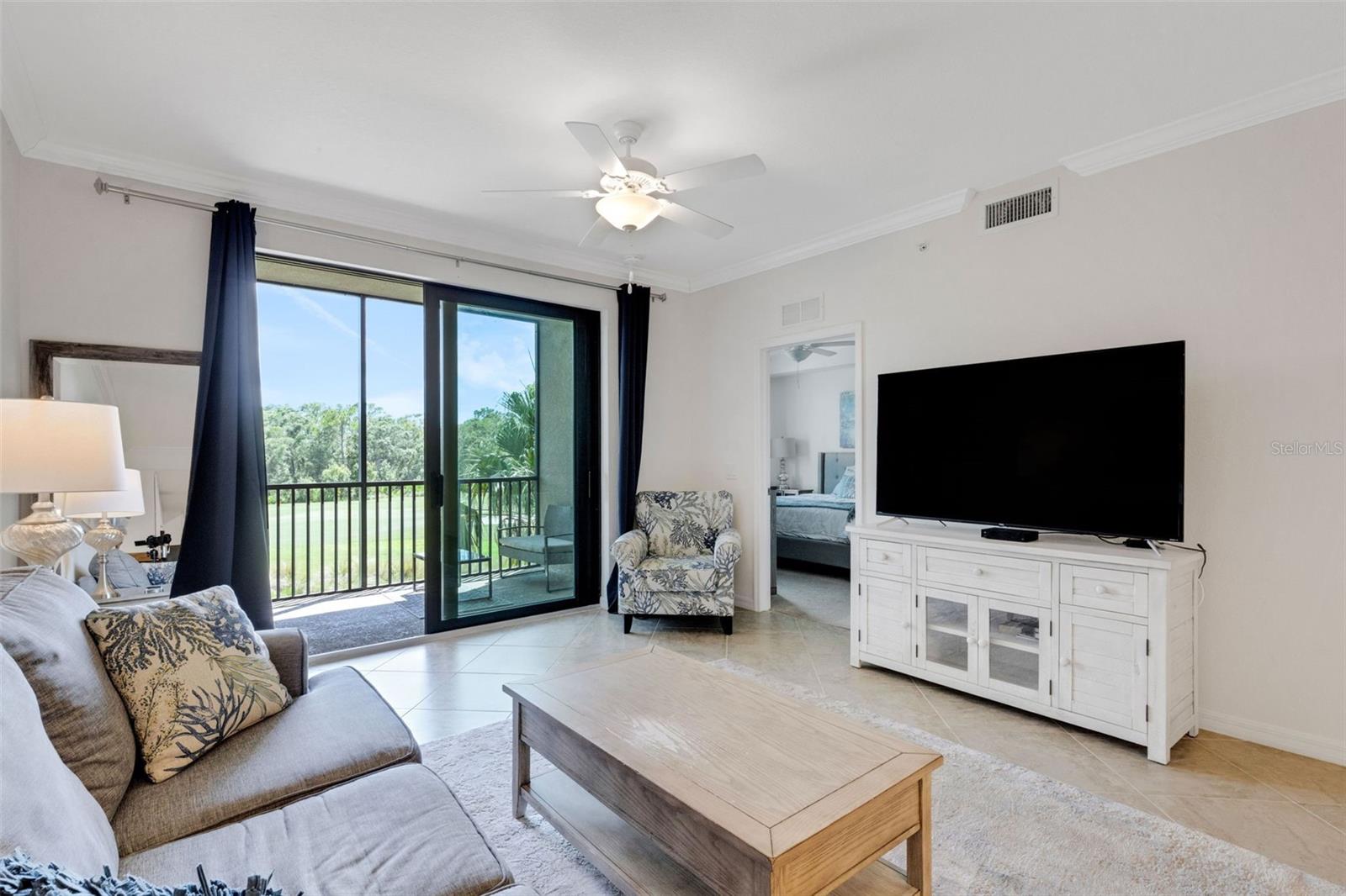17510 Gawthrop Dr #204 Property Photo 6