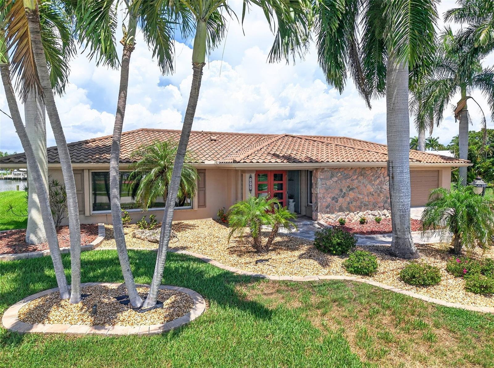 359 Bal Harbor Blvd Property Photo 1