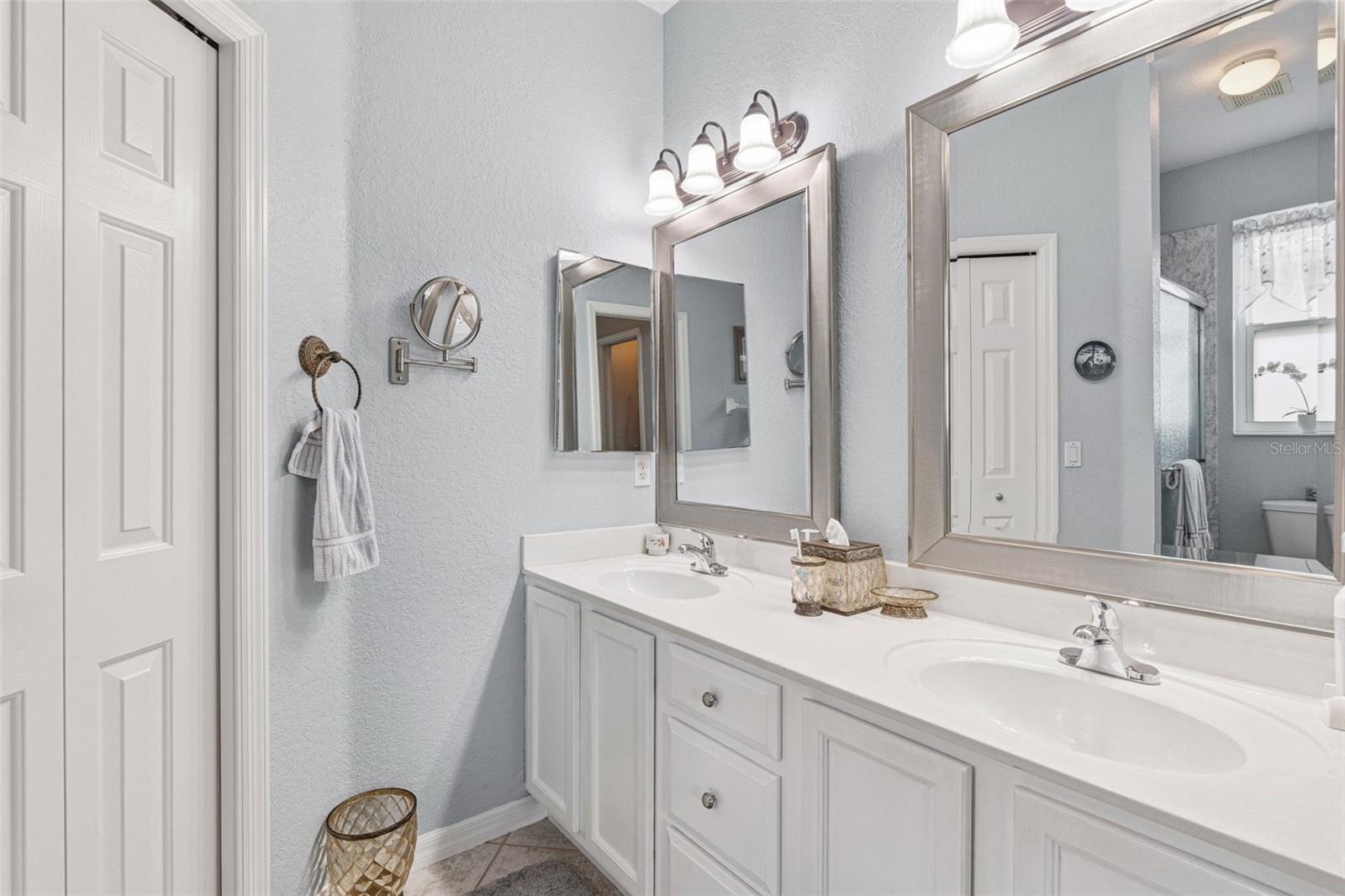 1351 Hedgewood Cir Property Photo 23