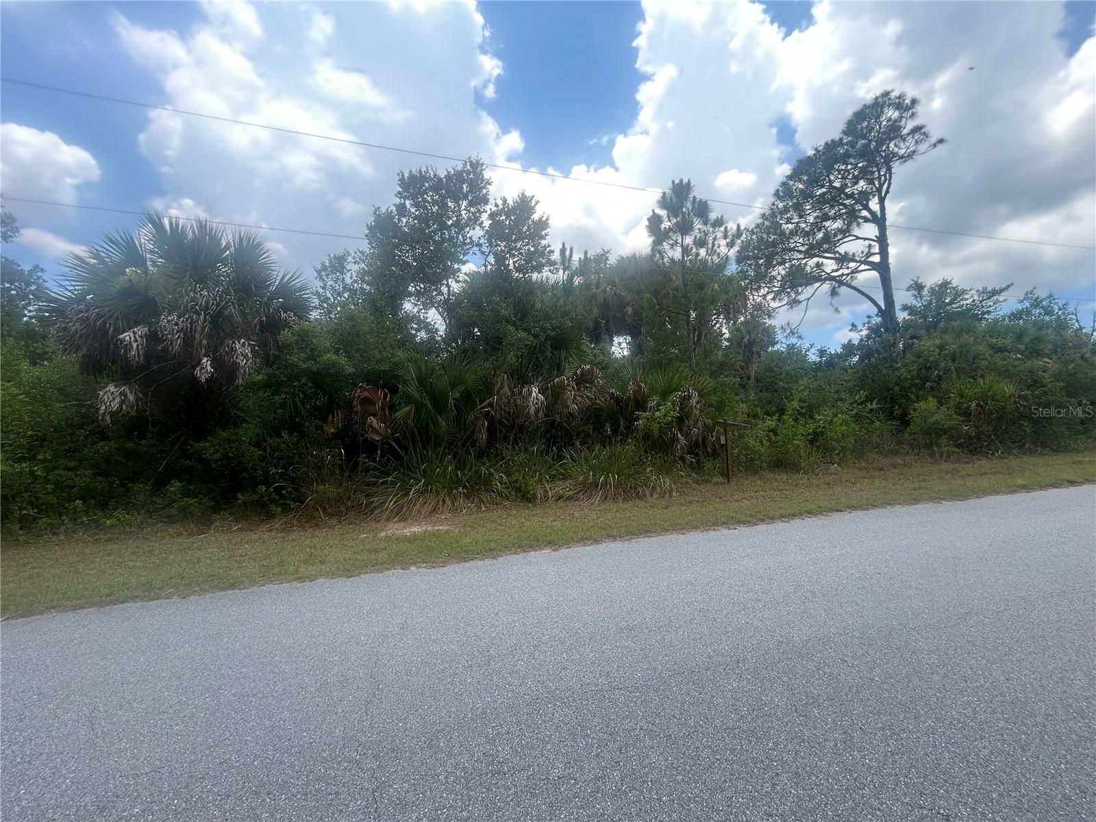 1592 Adalia Ter Property Photo 2
