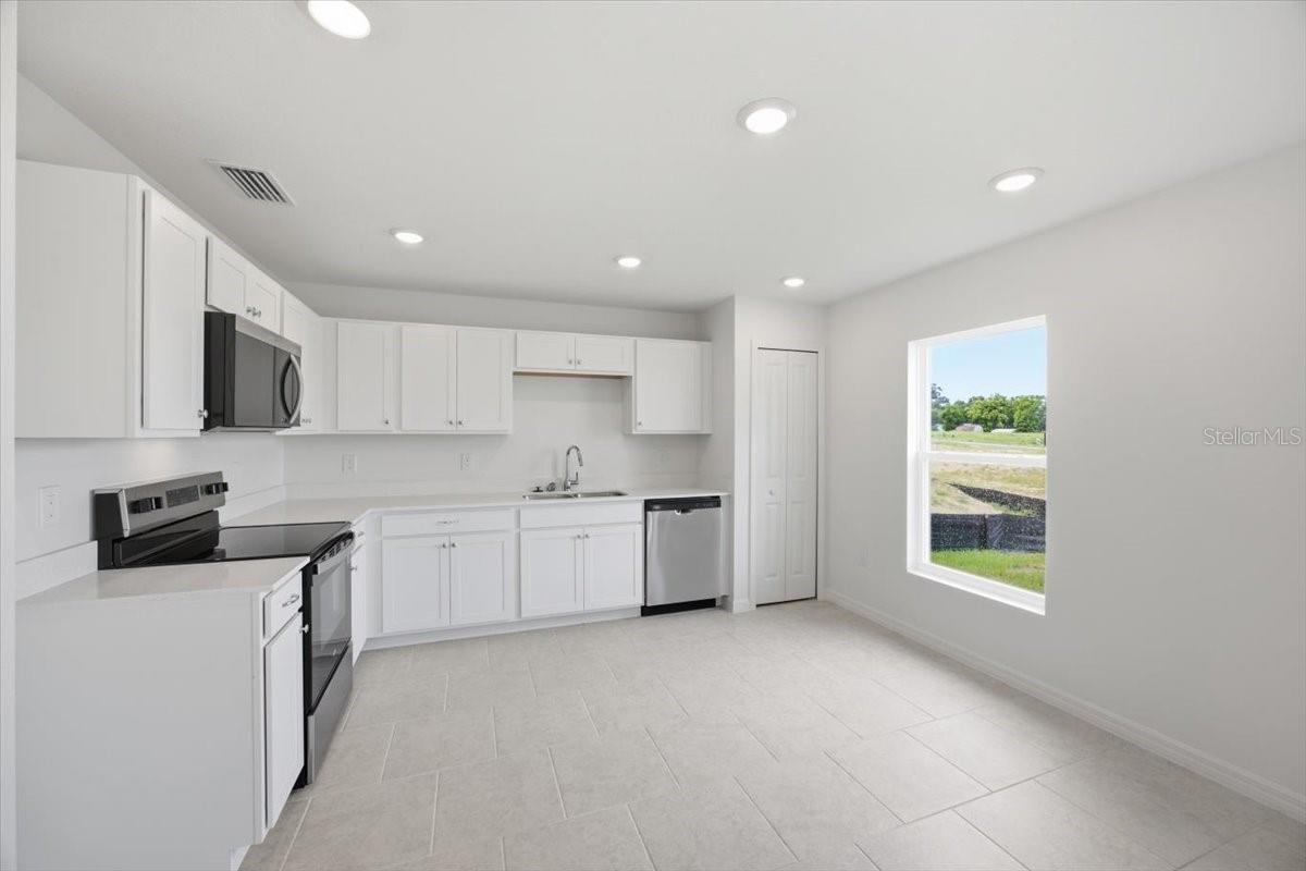 3016 Cascade Cir Property Photo 5