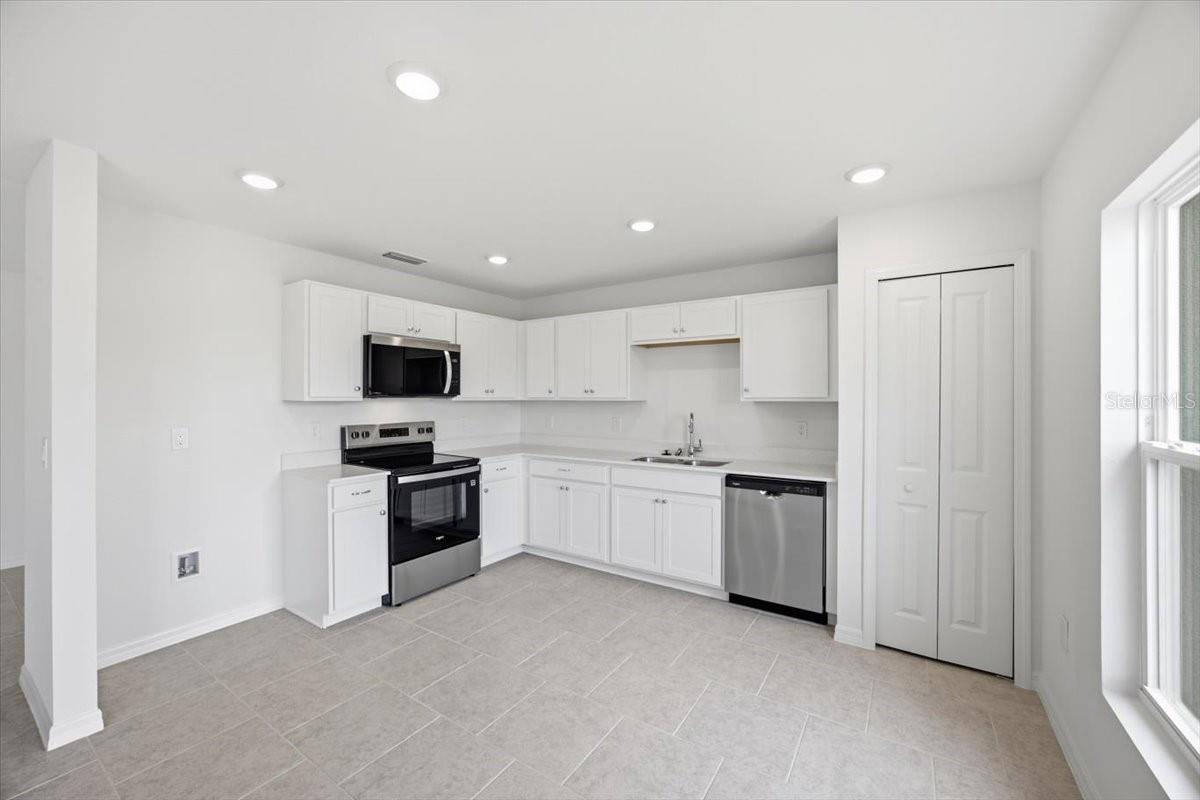 3016 Cascade Cir Property Photo 6