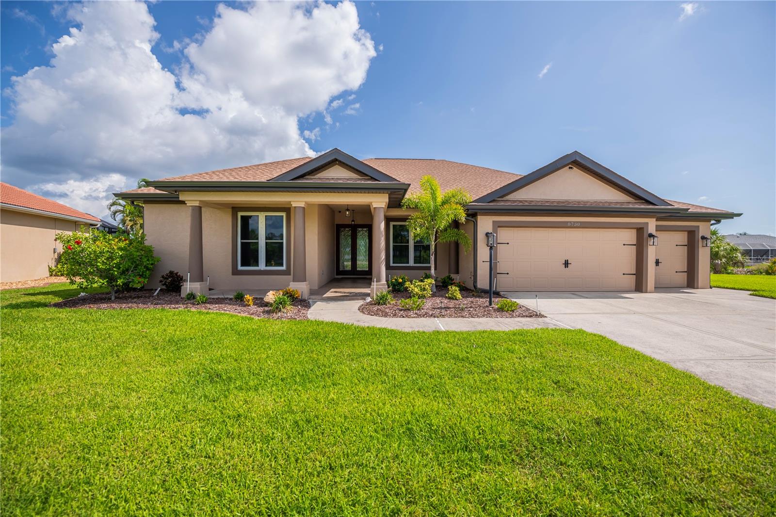 8730 Mystic Cir Property Photo 4