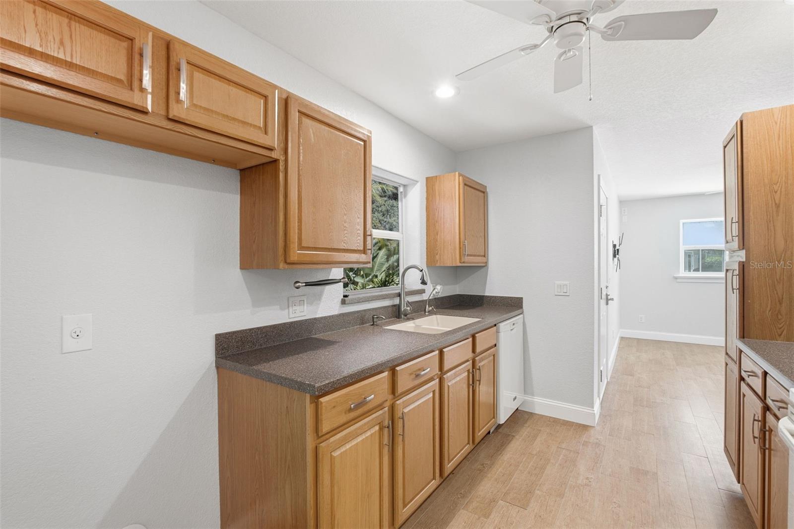 2376 Staver St Property Photo 55