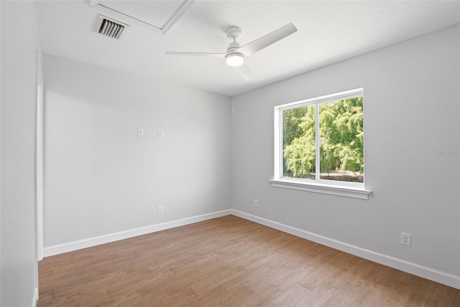 2376 Staver St Property Photo 58