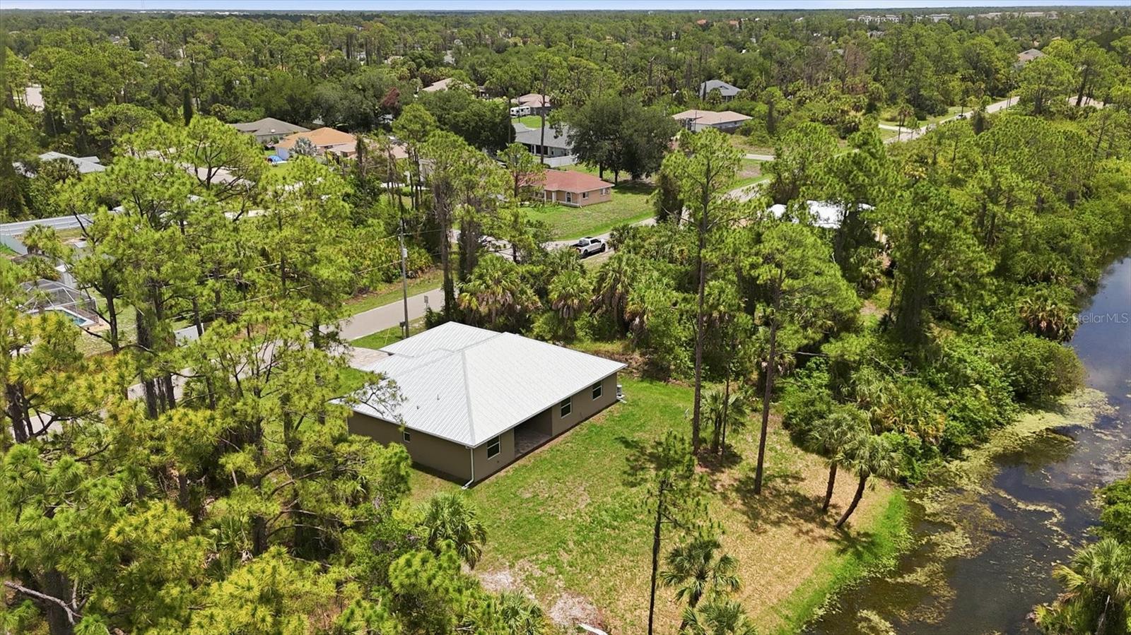 2649 Simonton Ave Property Photo 43