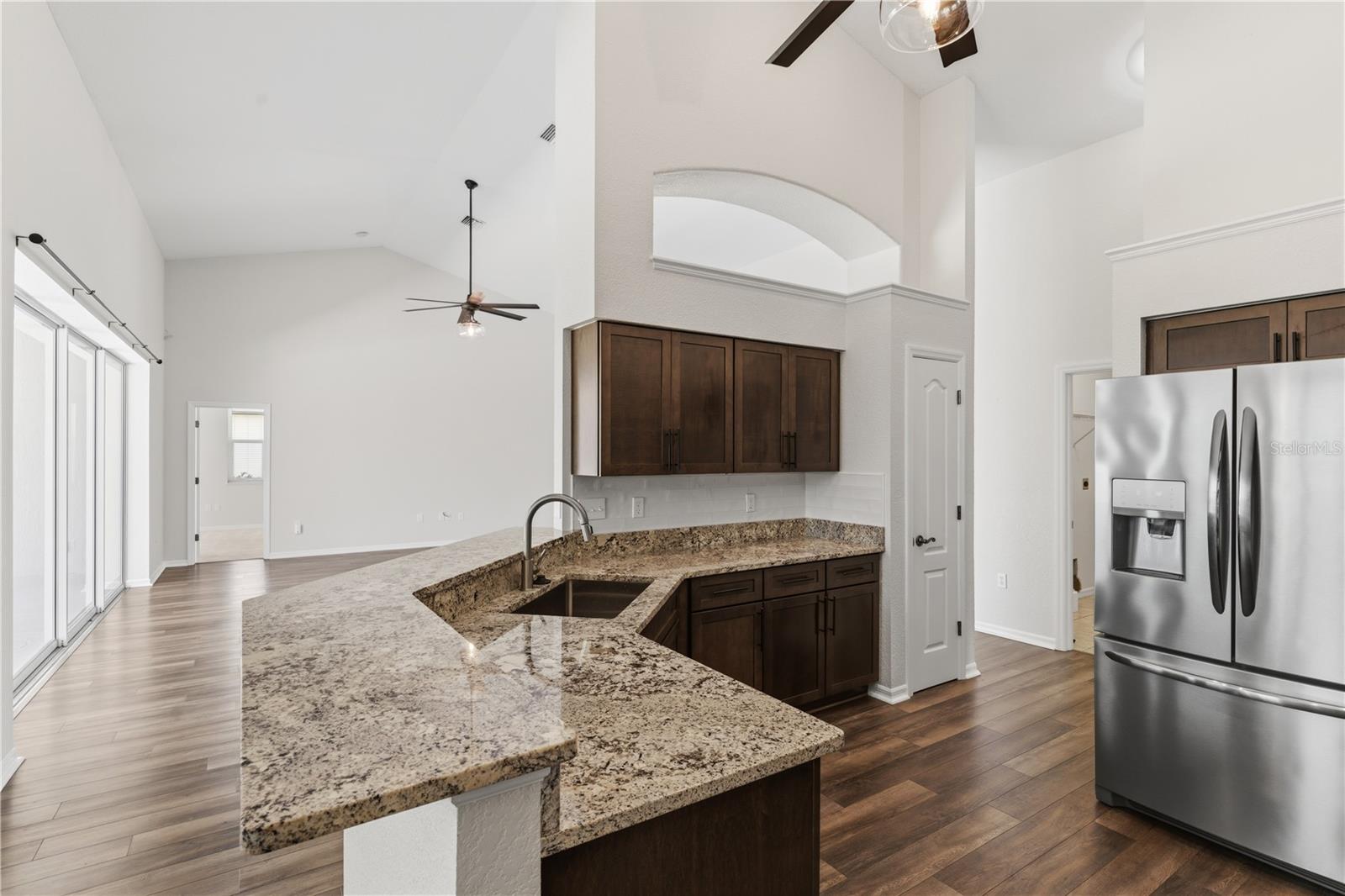 1165 Boundary Blvd Property Photo 12