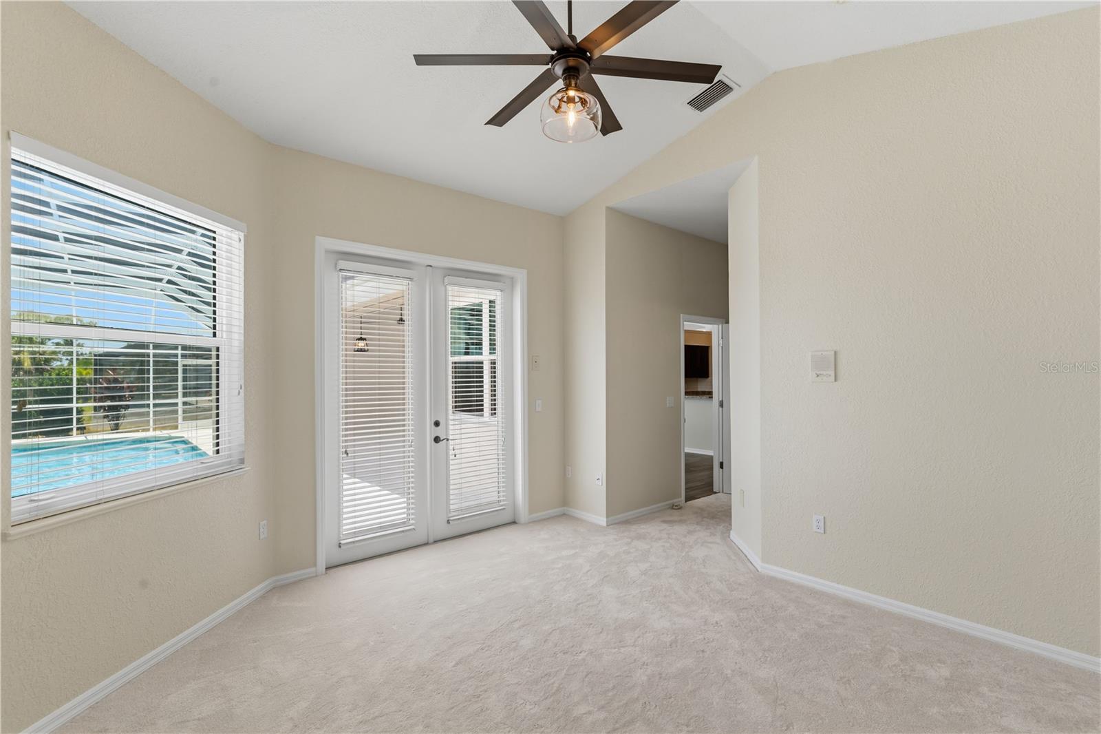 1165 Boundary Blvd Property Photo 25