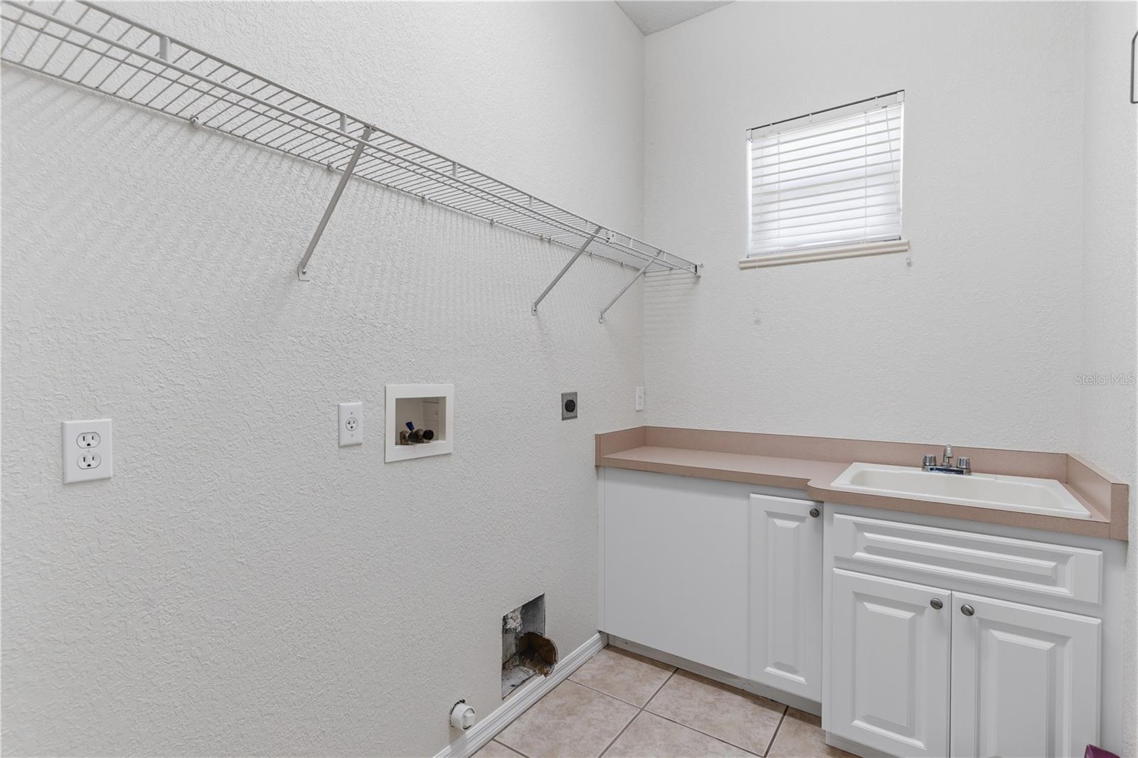 1165 Boundary Blvd Property Photo 35