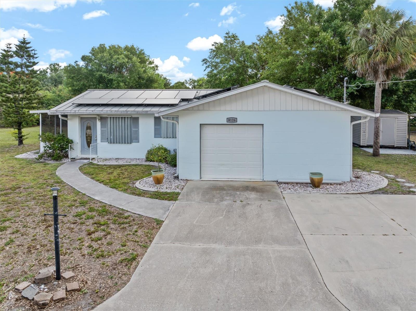 8126 Riverside Dr Property Photo 1