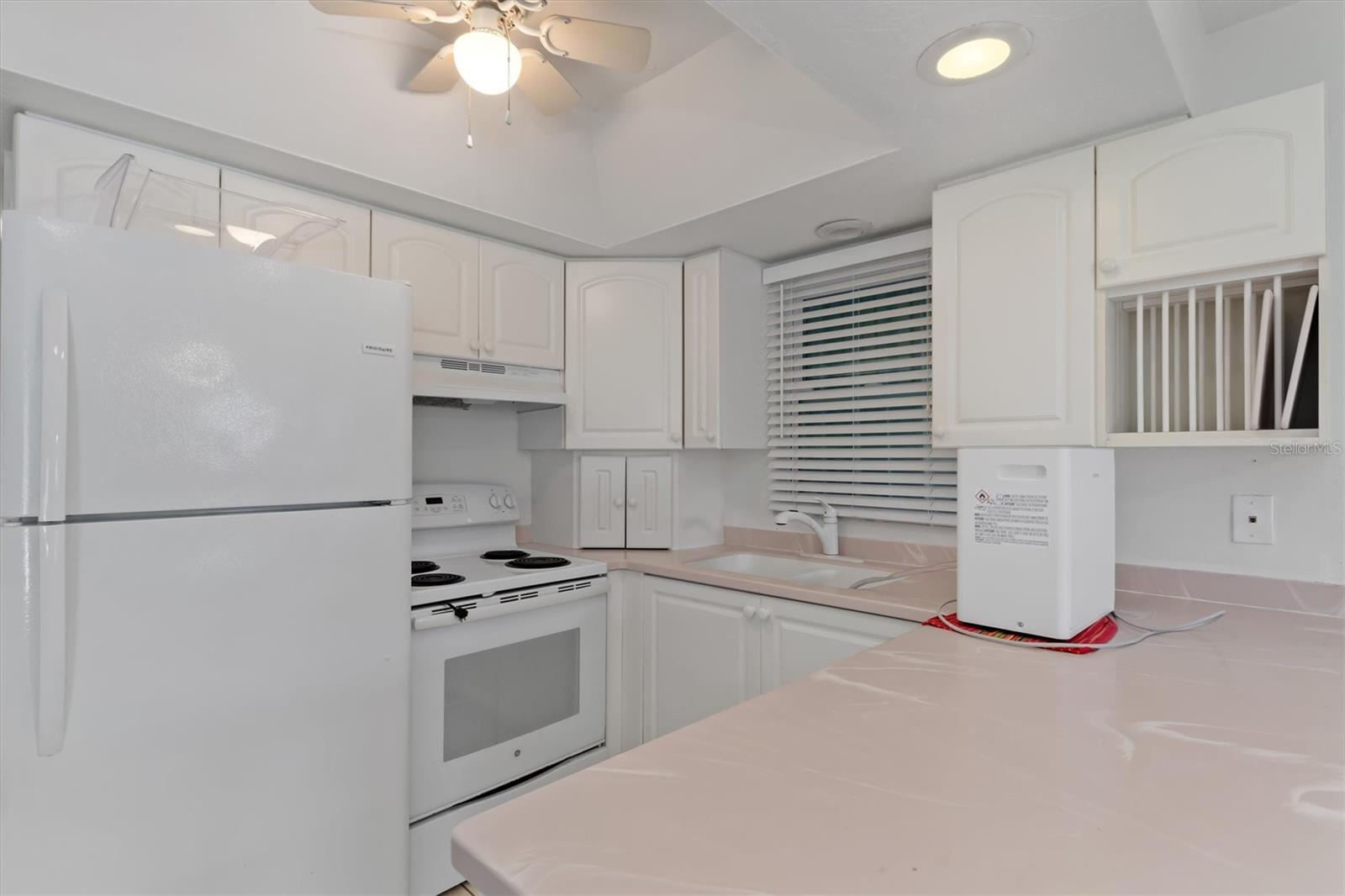 8126 Riverside Dr Property Photo 8