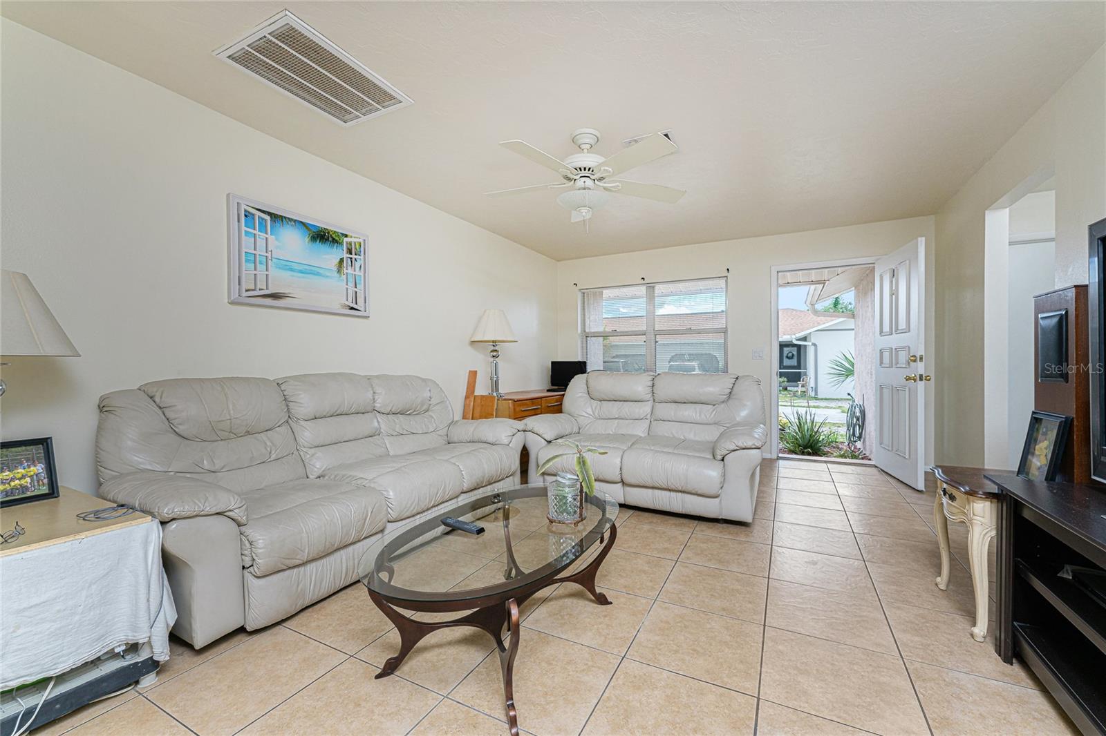 51 Boundary Blvd #b Property Photo 3