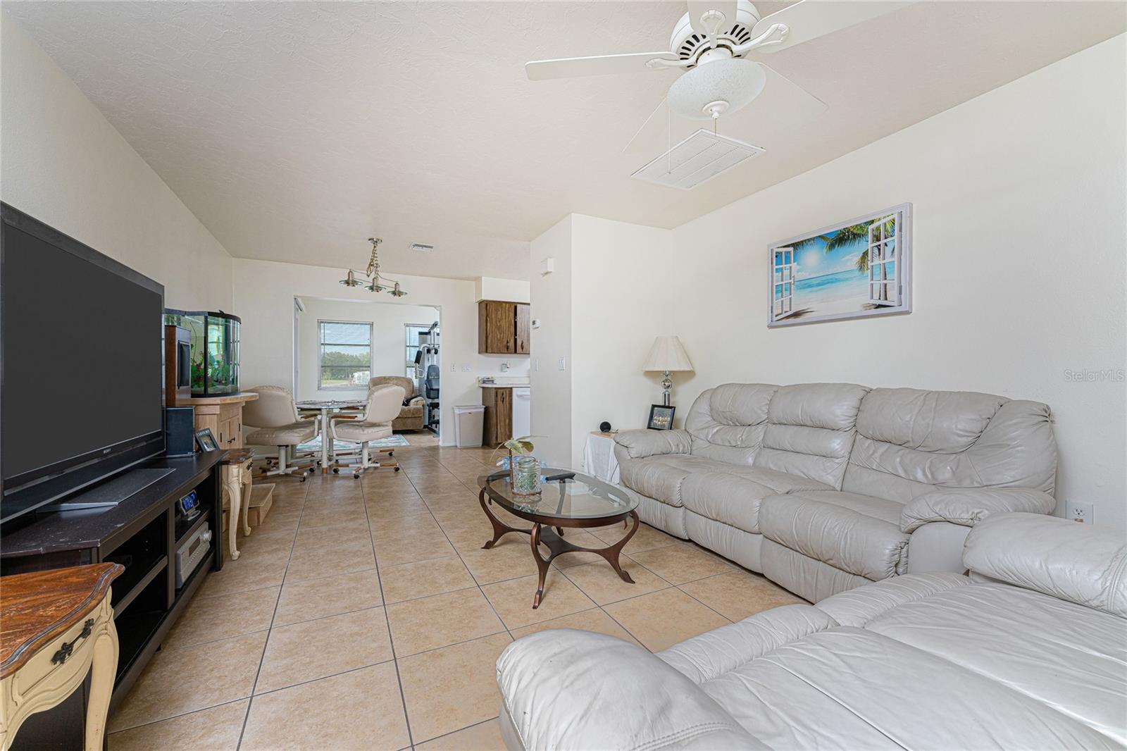 51 Boundary Blvd #b Property Photo 4