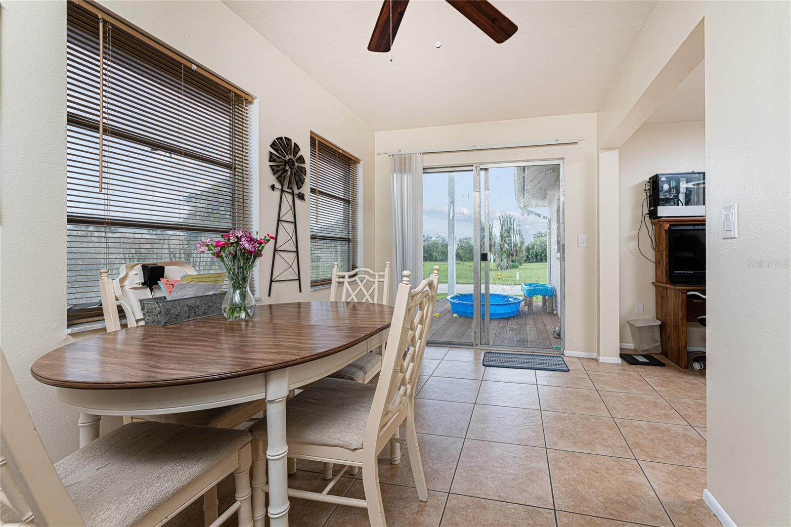 51 Boundary Blvd #b Property Photo 33