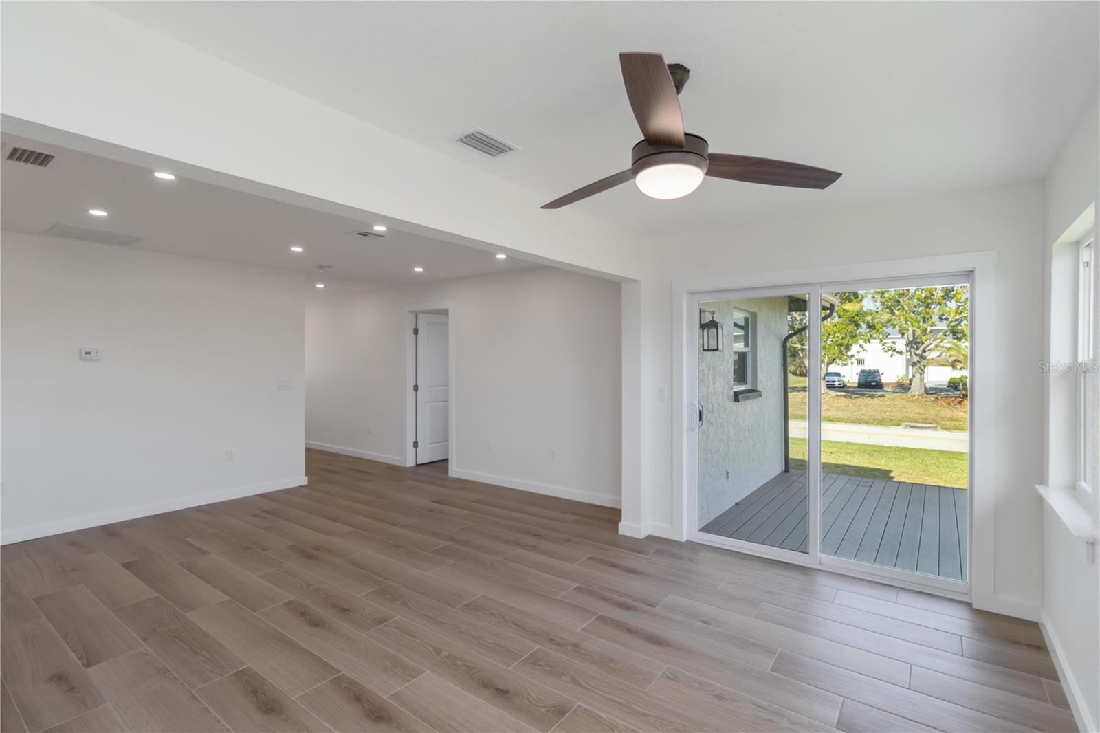49 Boundary Blvd #b Property Photo 13