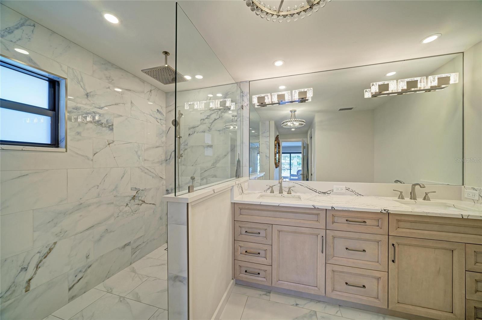 602 Via Tunis Property Photo 32