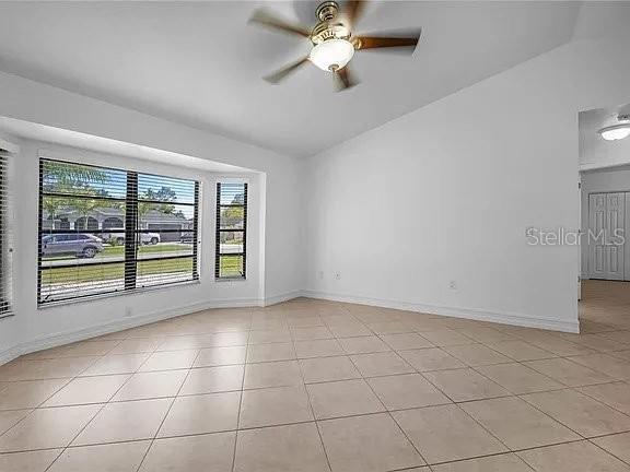 367 Mendoza St Property Photo 11