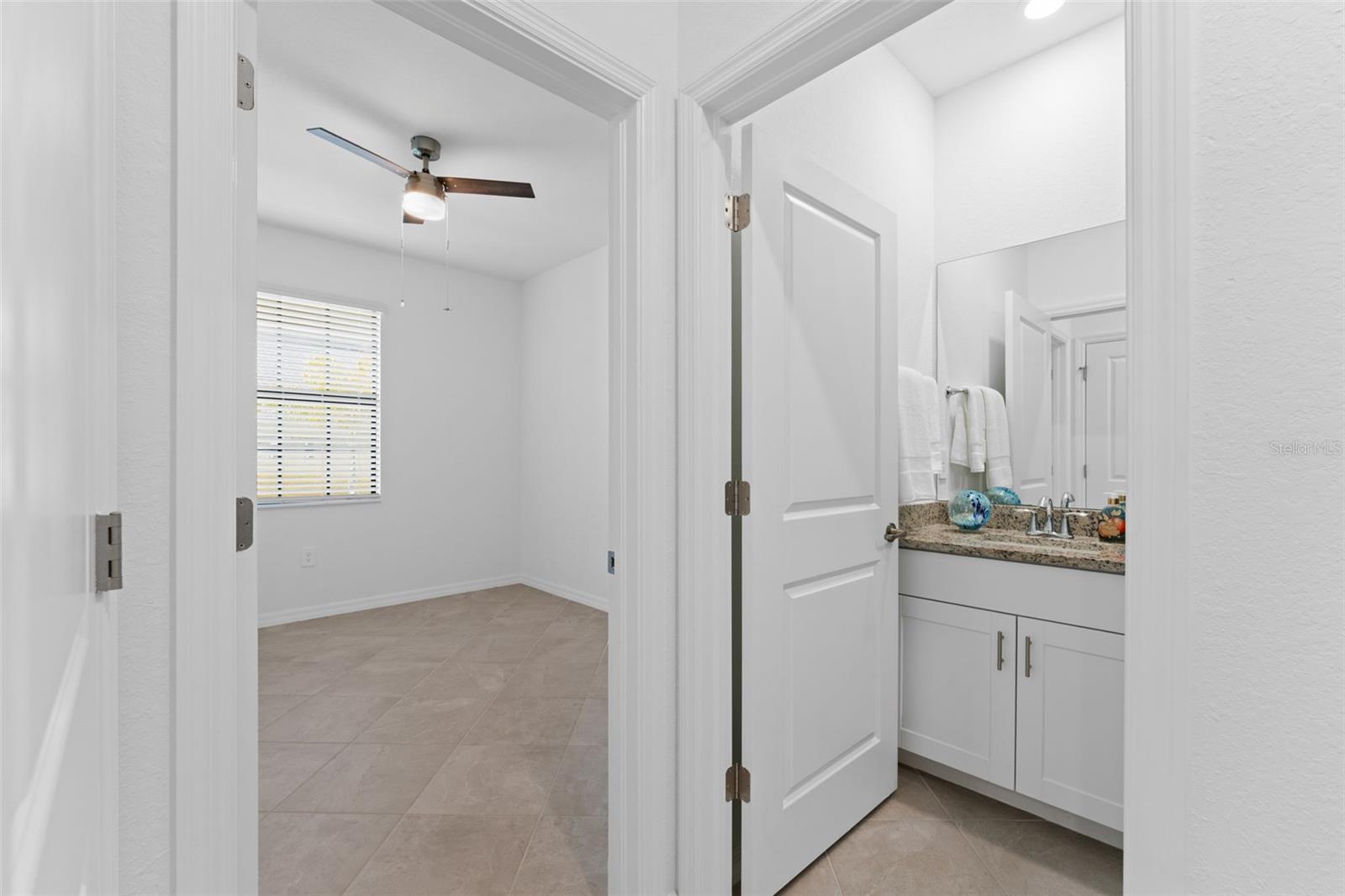 1536 Saddlewood Cir Property Photo 39