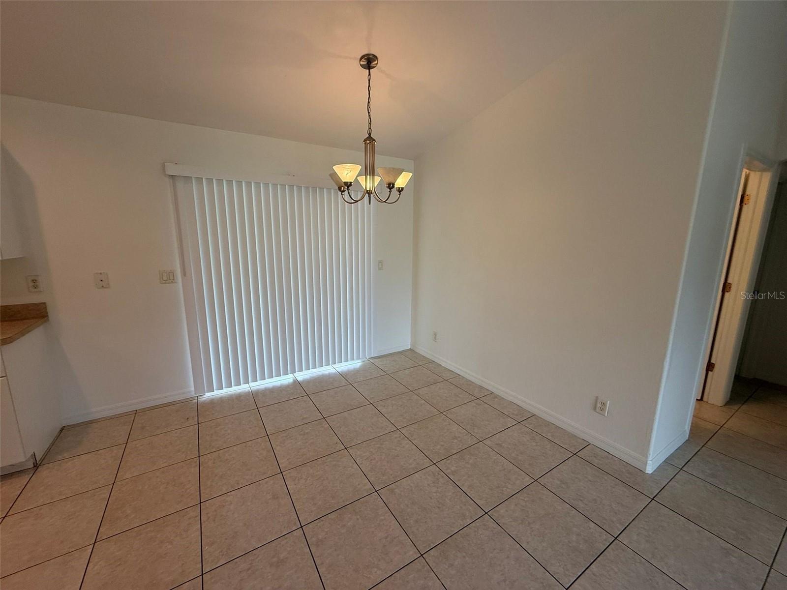 3305 Circleville St Property Photo 5