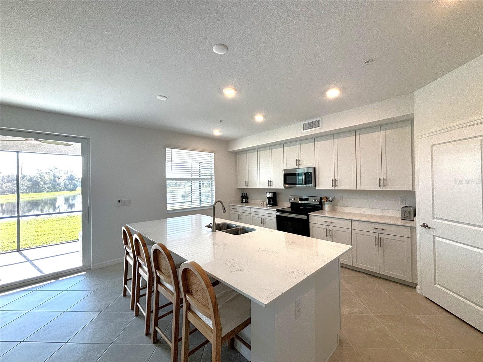 17620 Boracay Ct #102 Property Photo 3