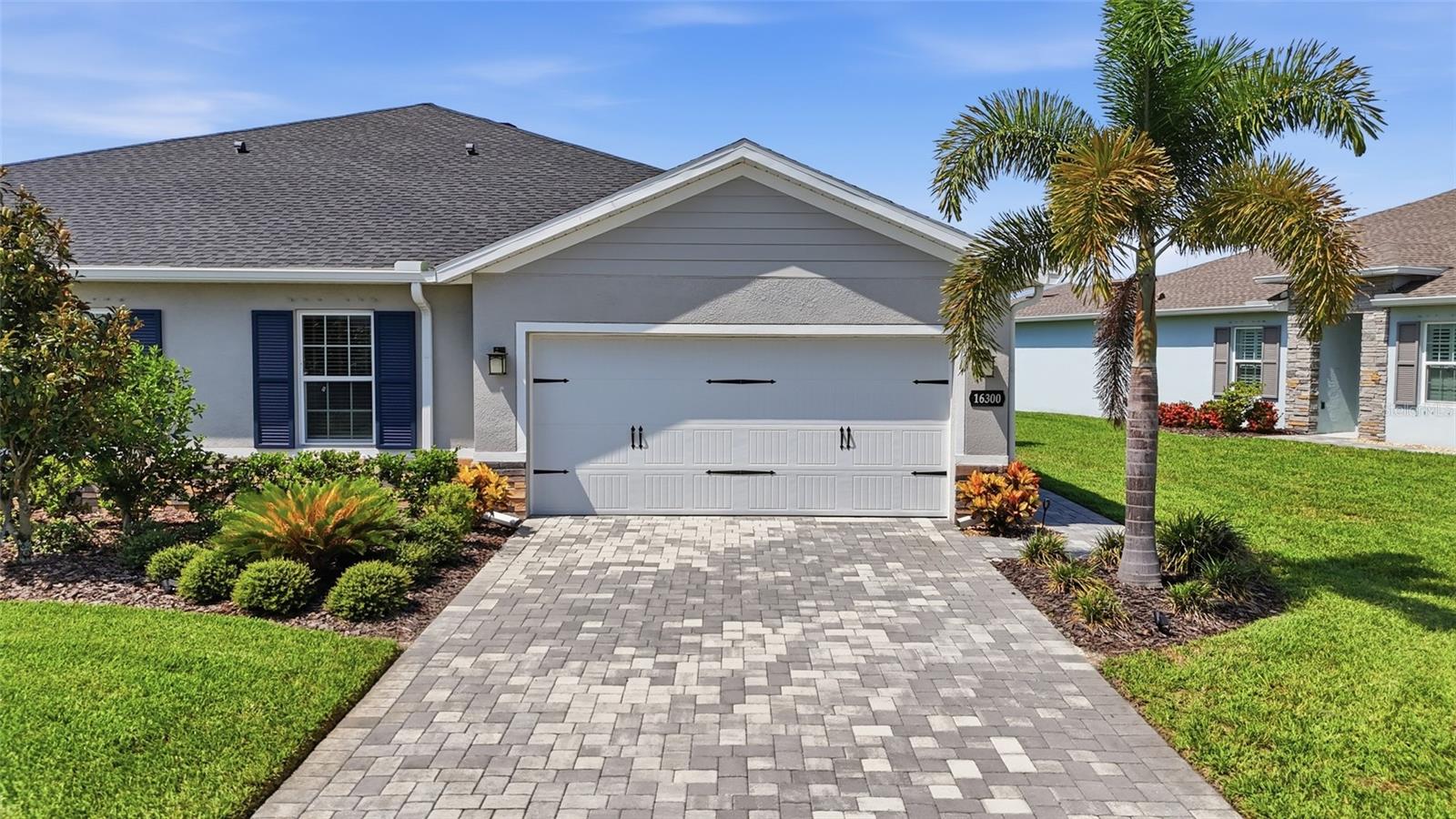 16300 Coconut Palm Dr Property Photo