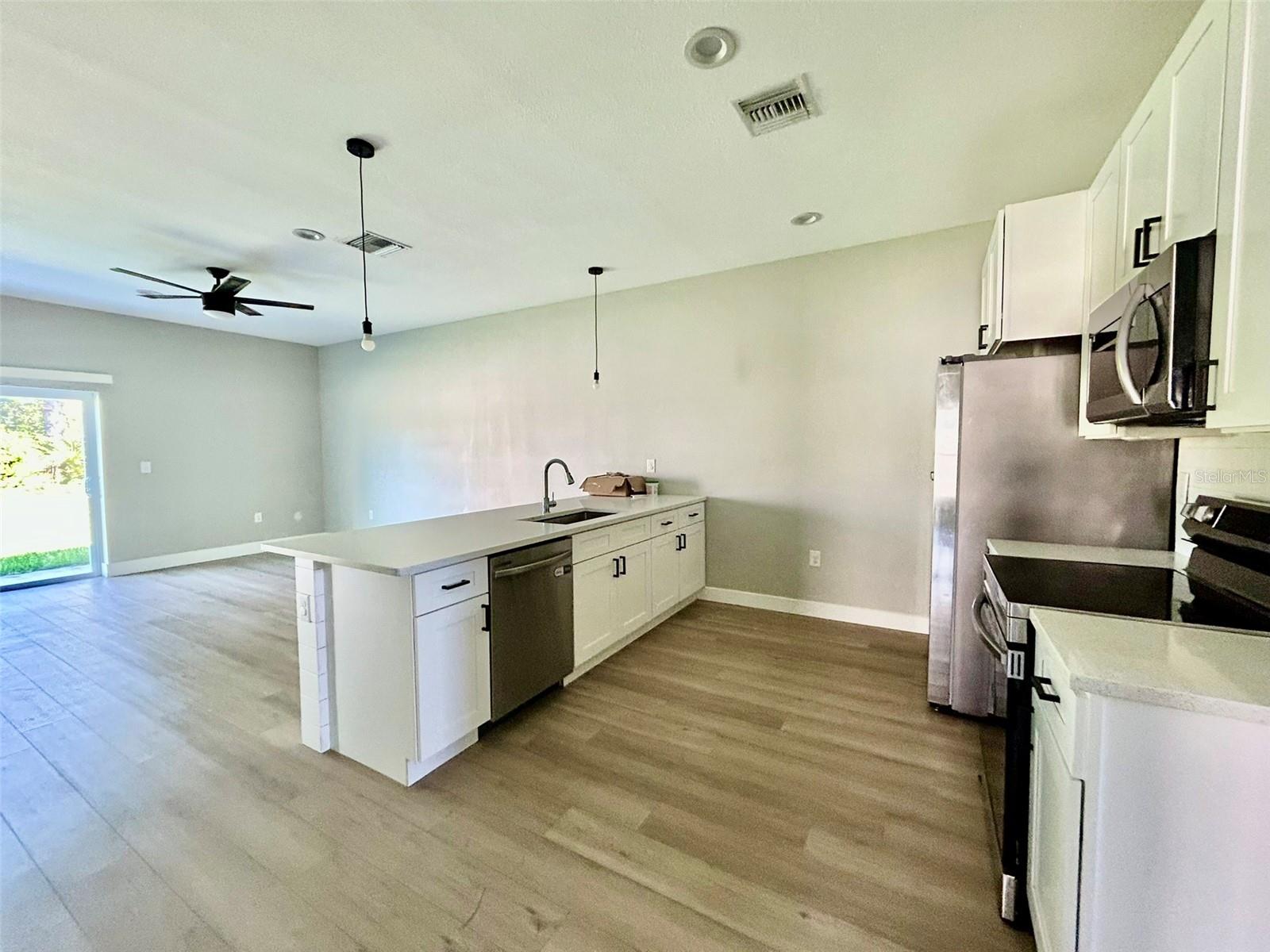 12552 Buffing Rd Property Photo 3