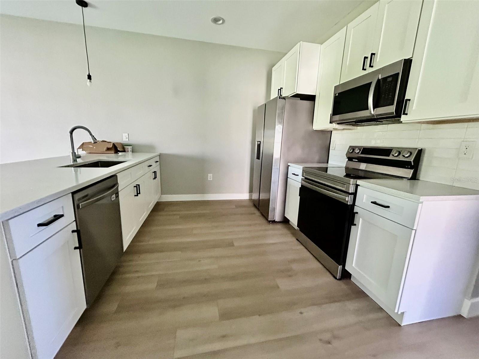 12552 Buffing Rd Property Photo 4