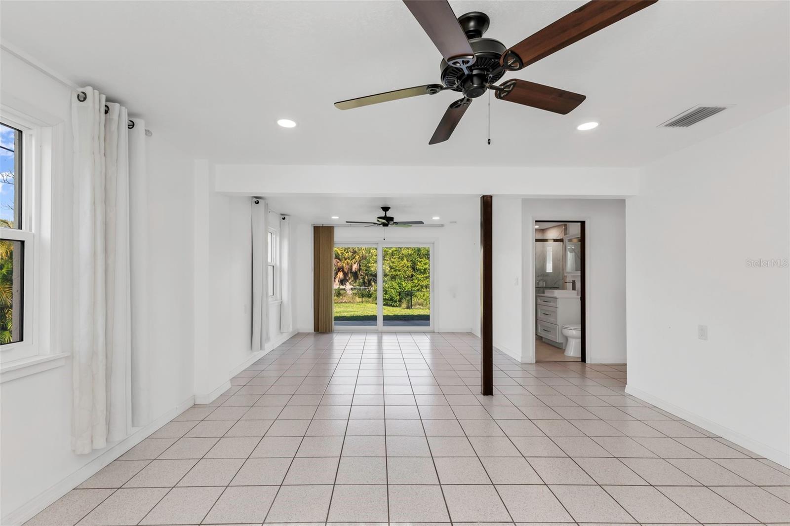 3129 Banyan Way Property Photo 27