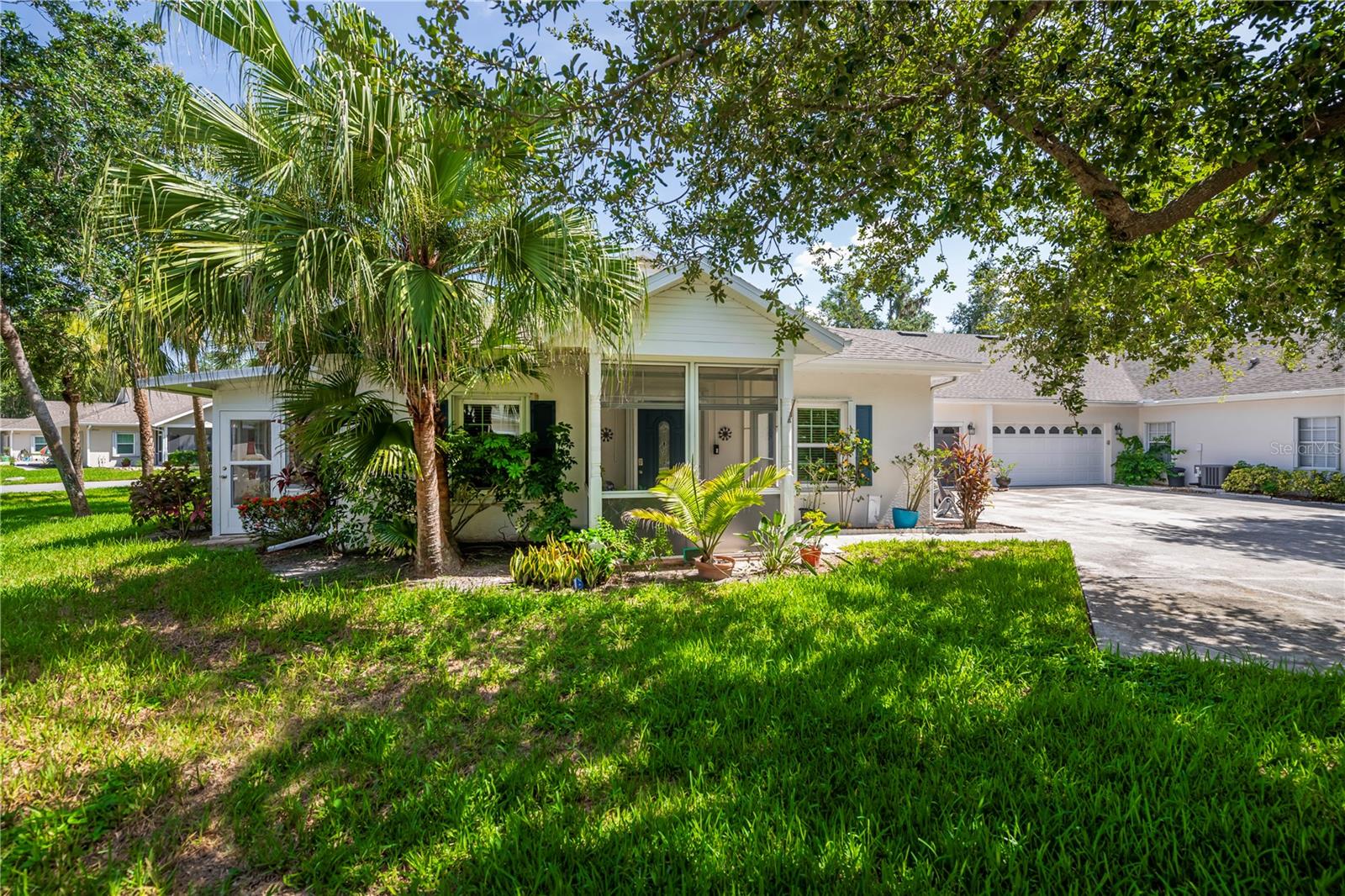 1470 RED OAK LN
