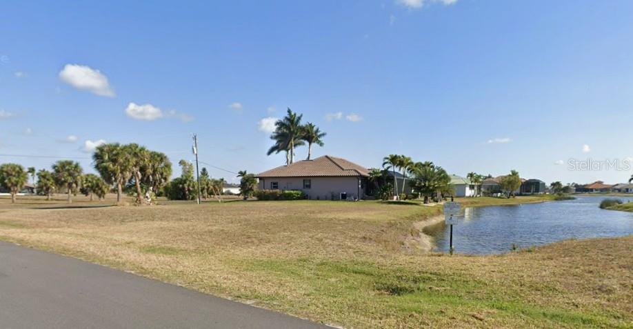 17247 Carroway Ln Property Photo 1