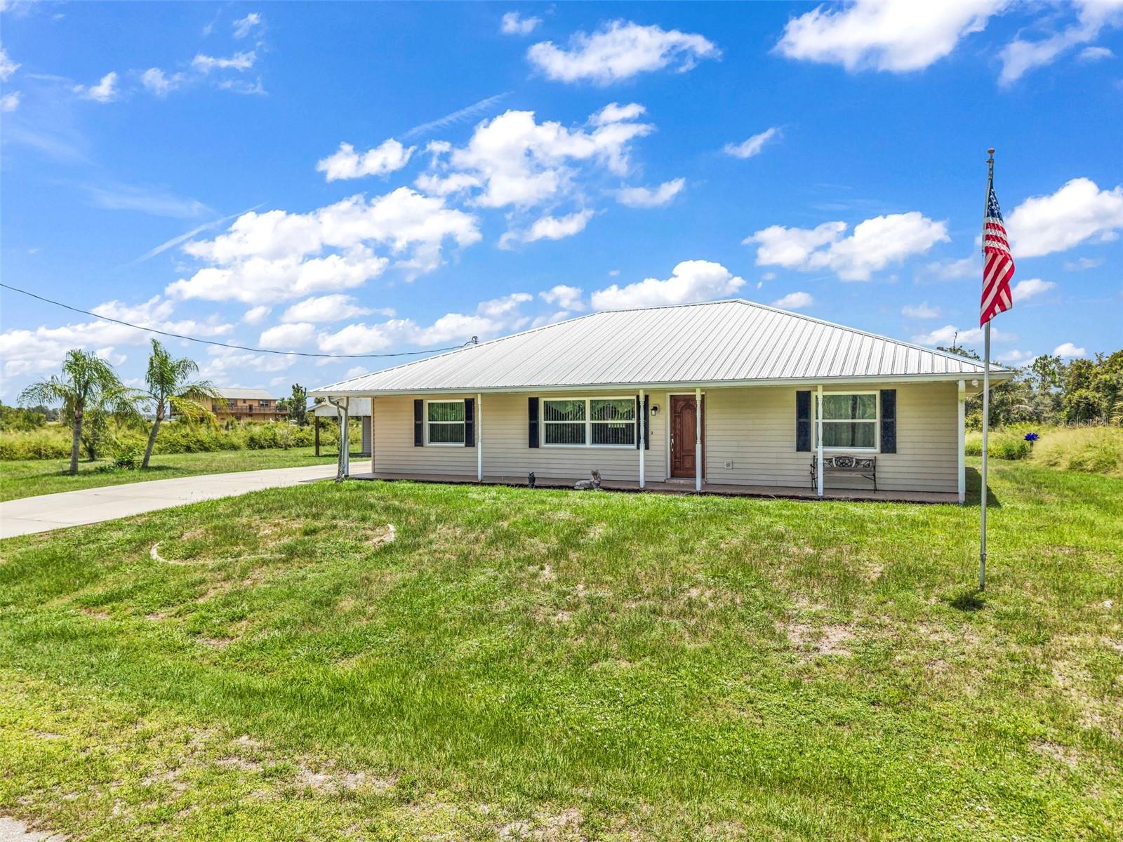 30 Success Dr Property Photo 3