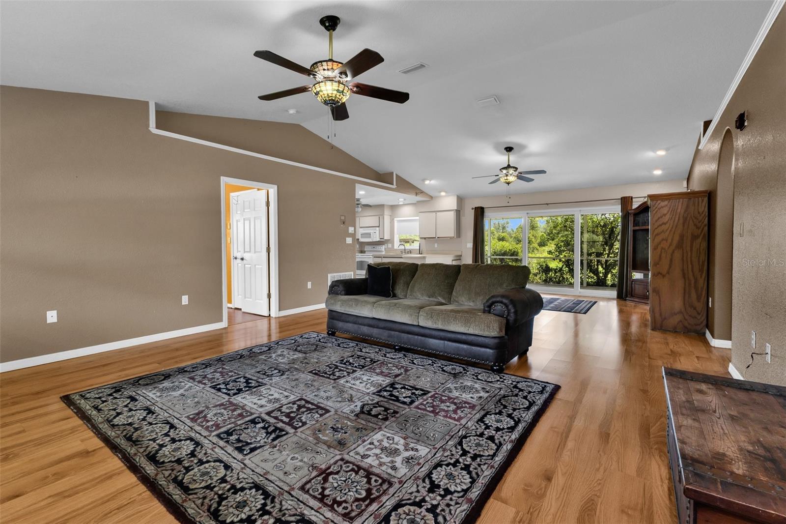 30 Success Dr Property Photo 5