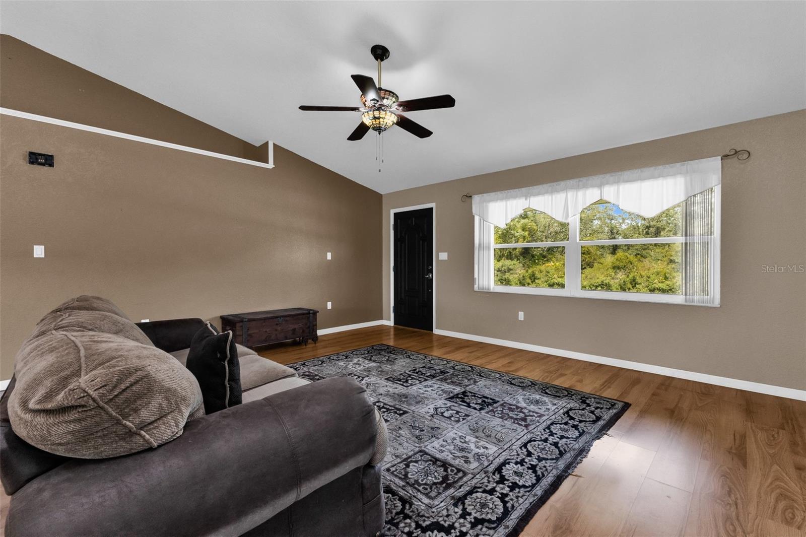 30 Success Dr Property Photo 6