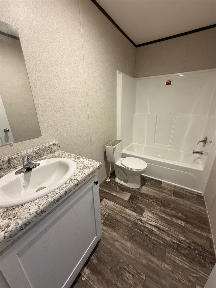 15492 Mango Dr Property Photo 6