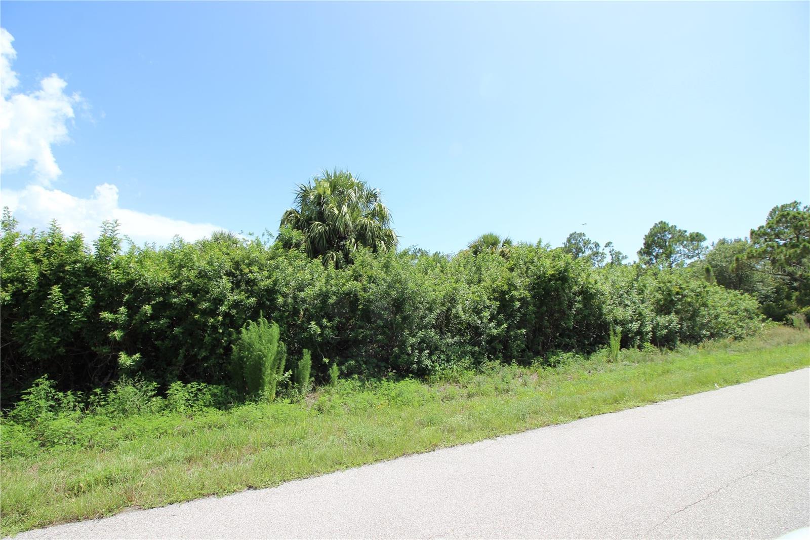 26351 Brooks Rd Property Photo 1