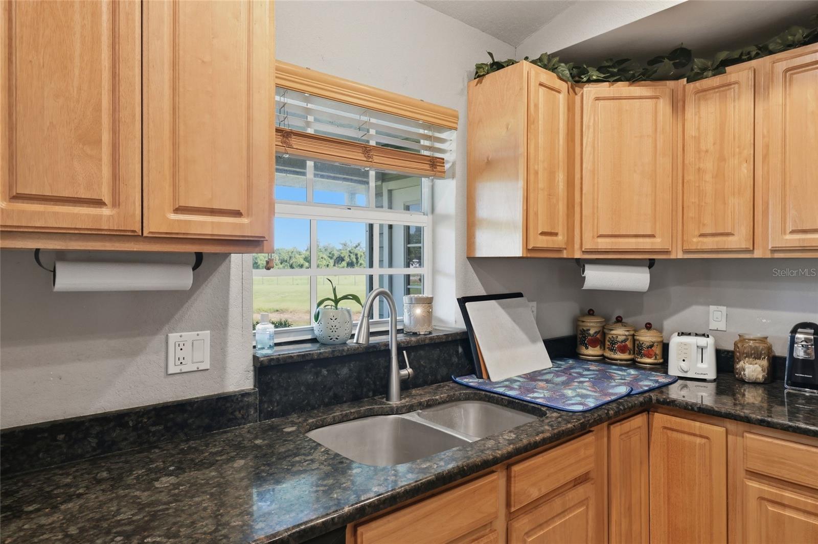 1277 Sw East Creek Trl Property Photo 9