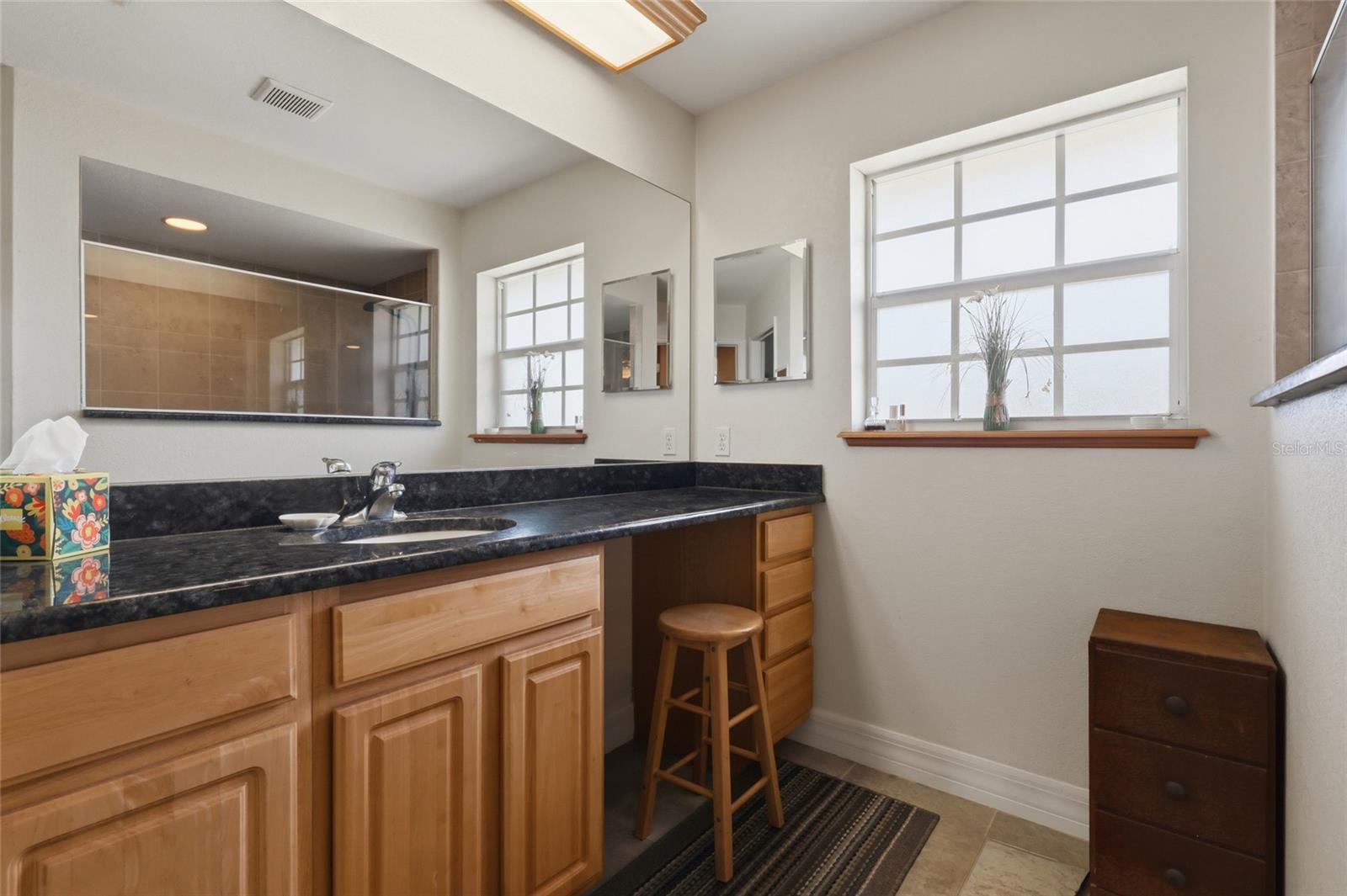1277 Sw East Creek Trl Property Photo 25