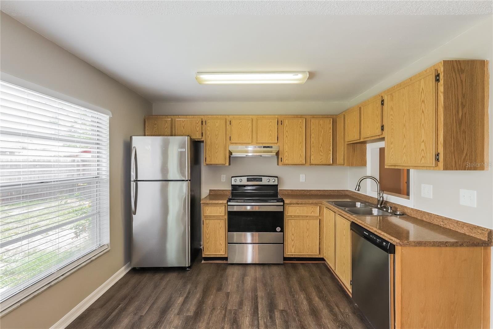 1002 Pinehaven Ct Property Photo 5