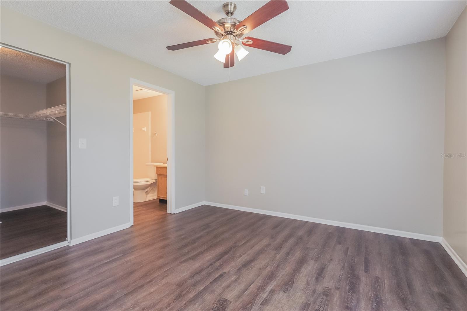 1002 Pinehaven Ct Property Photo 10