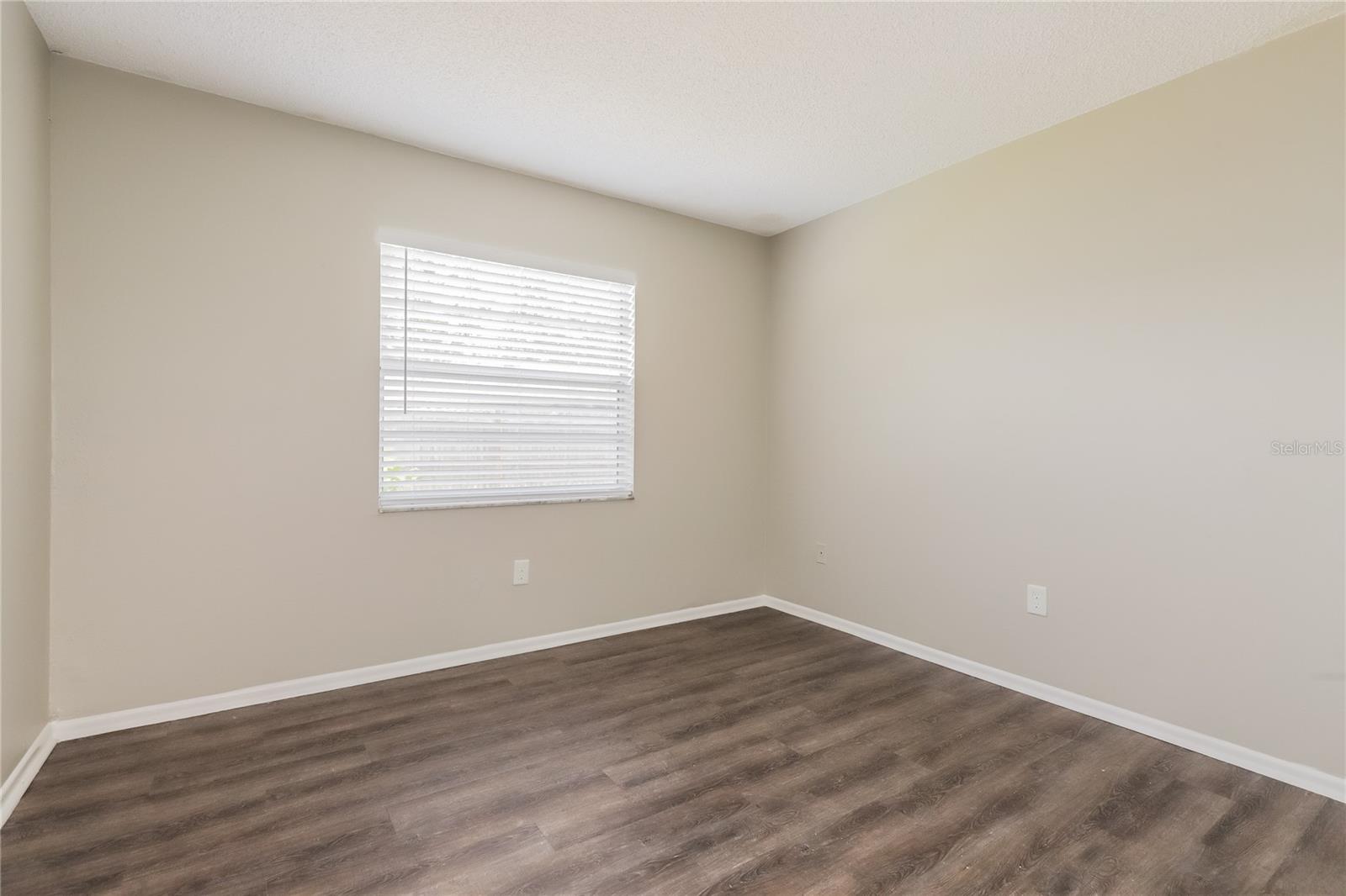 1002 Pinehaven Ct Property Photo 11