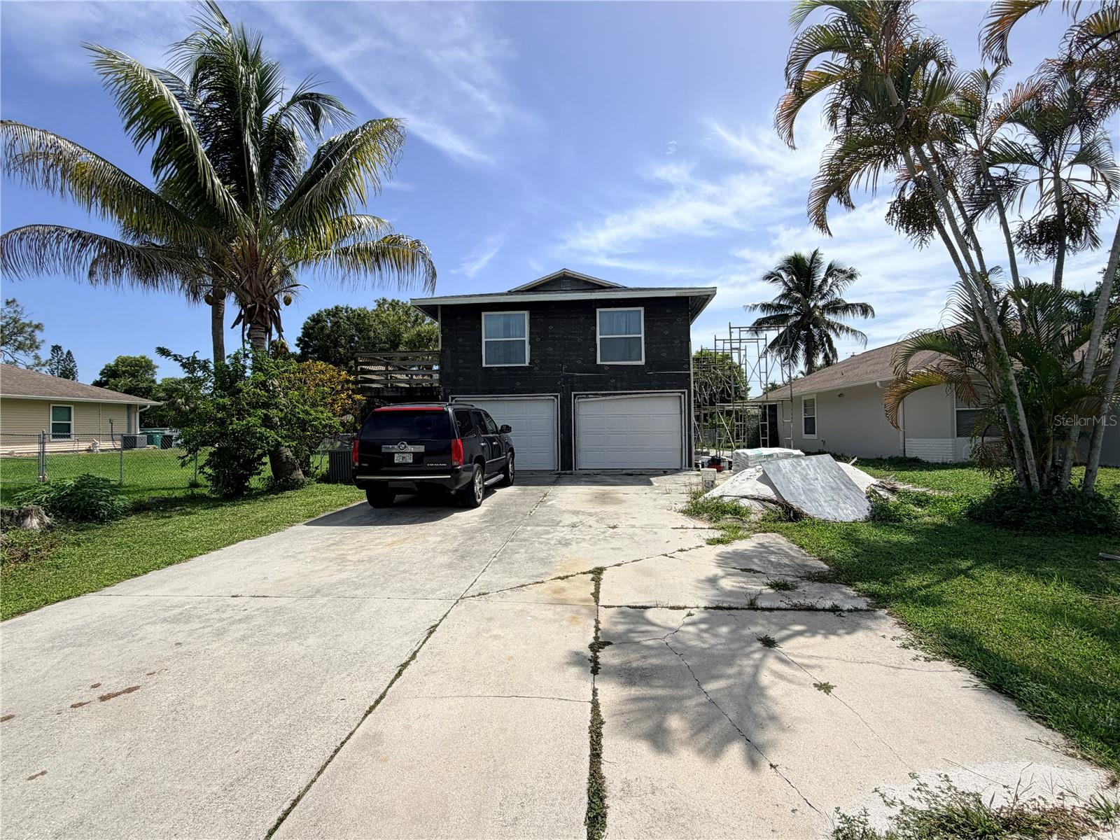 125 4th St Property Photo 3