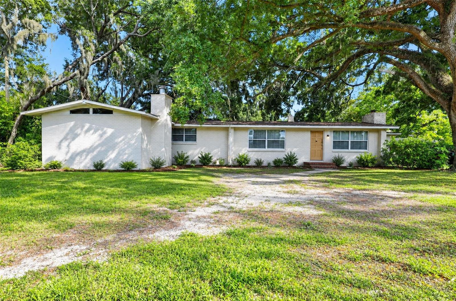 10109 Main St Property Photo 1