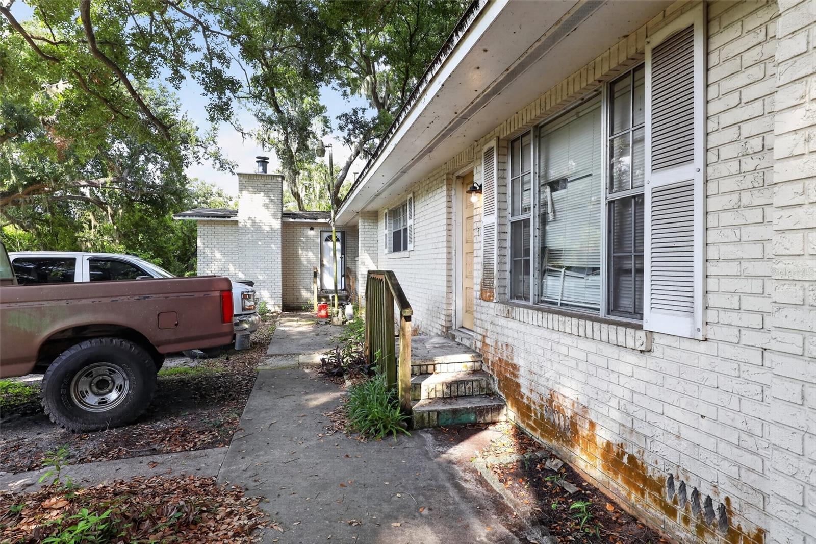 10109 Main St Property Photo 32