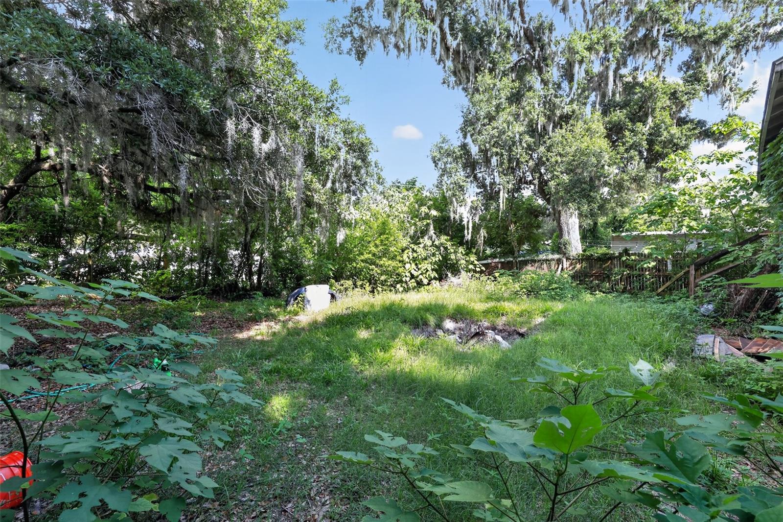 10109 Main St Property Photo 35