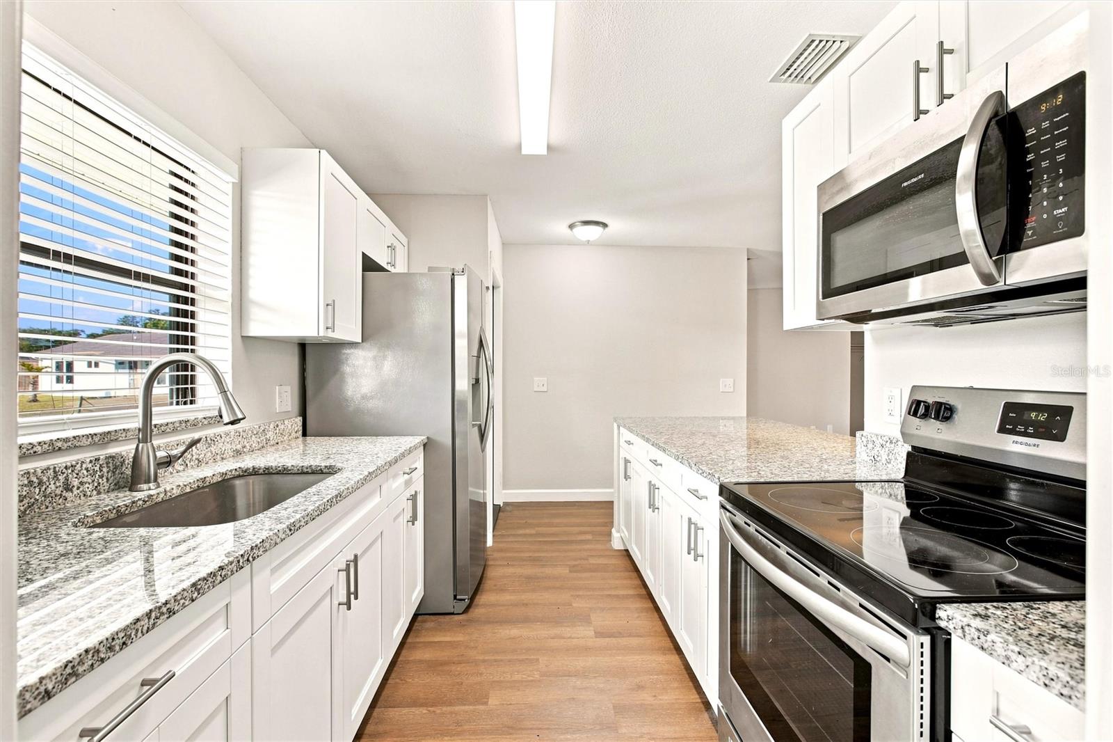5799 Fran Ct Property Photo 2