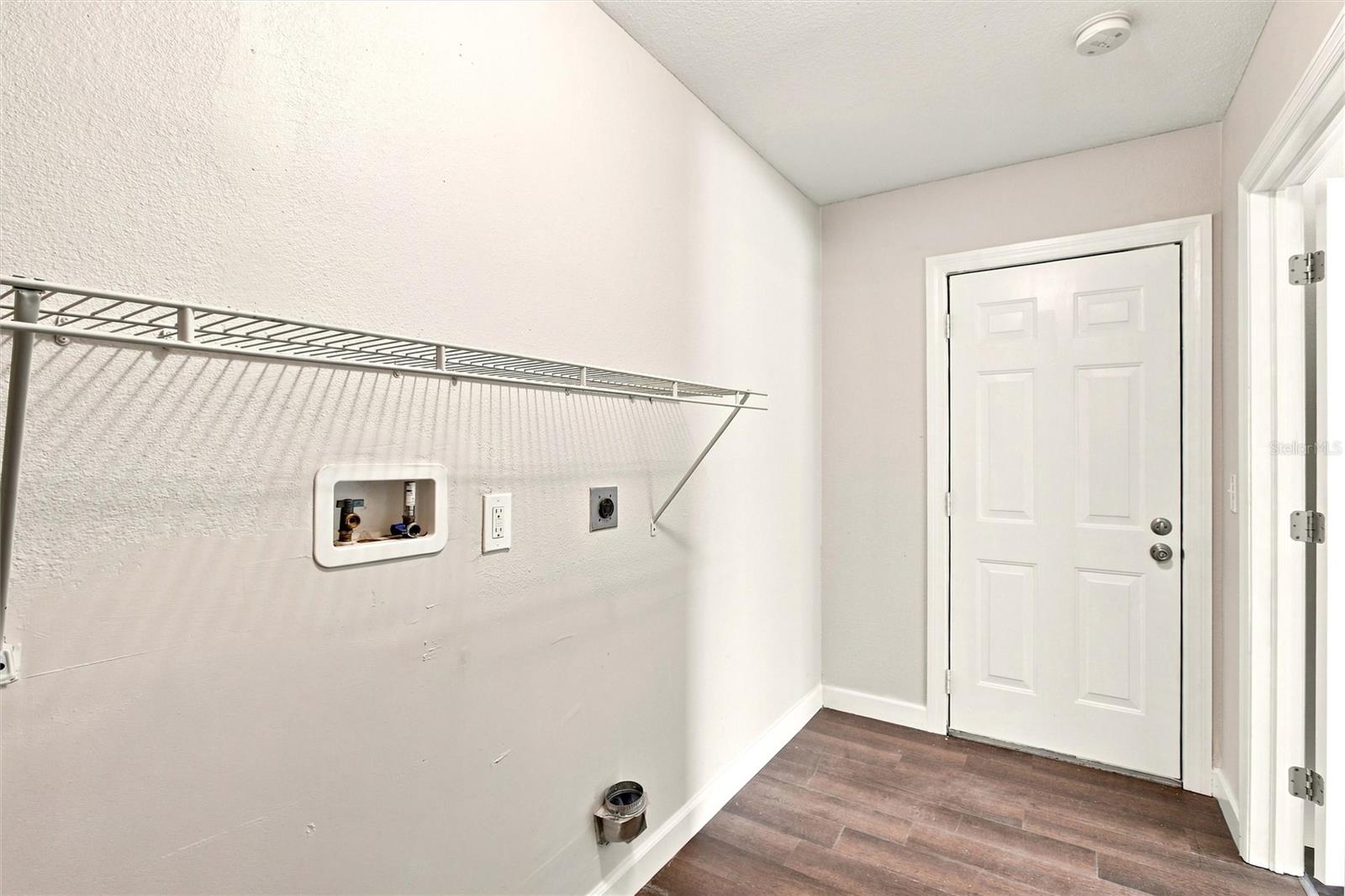 5799 Fran Ct Property Photo 32